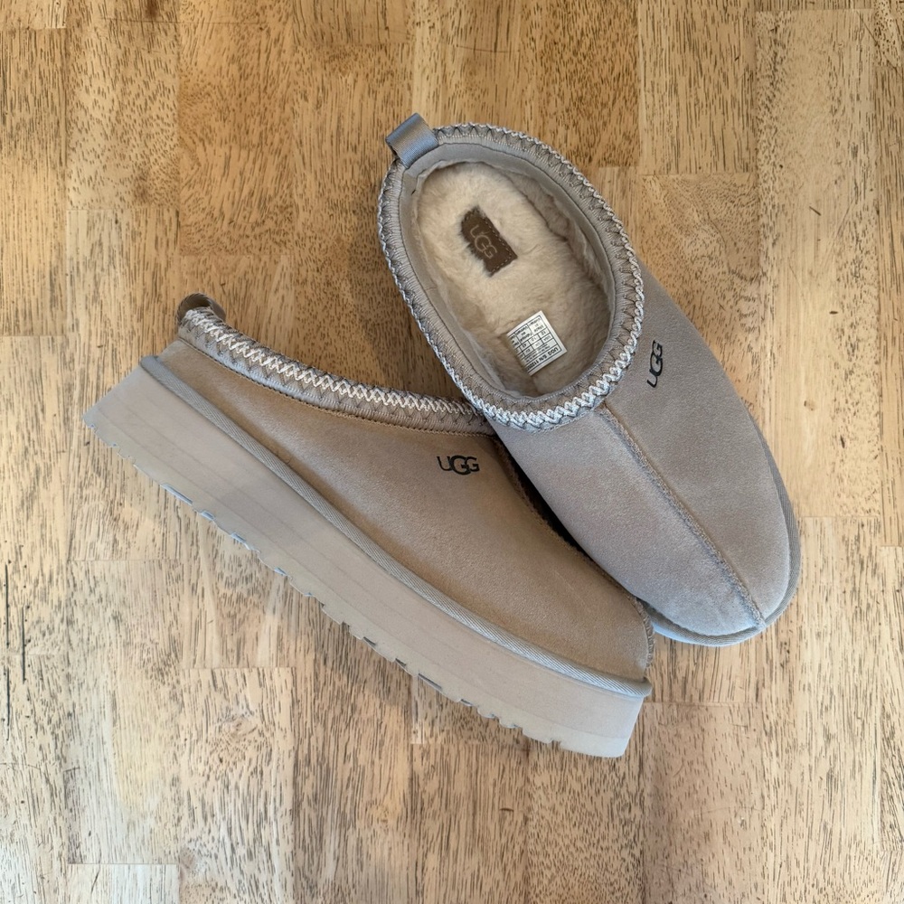 UGG Women’s Tazz Slipper